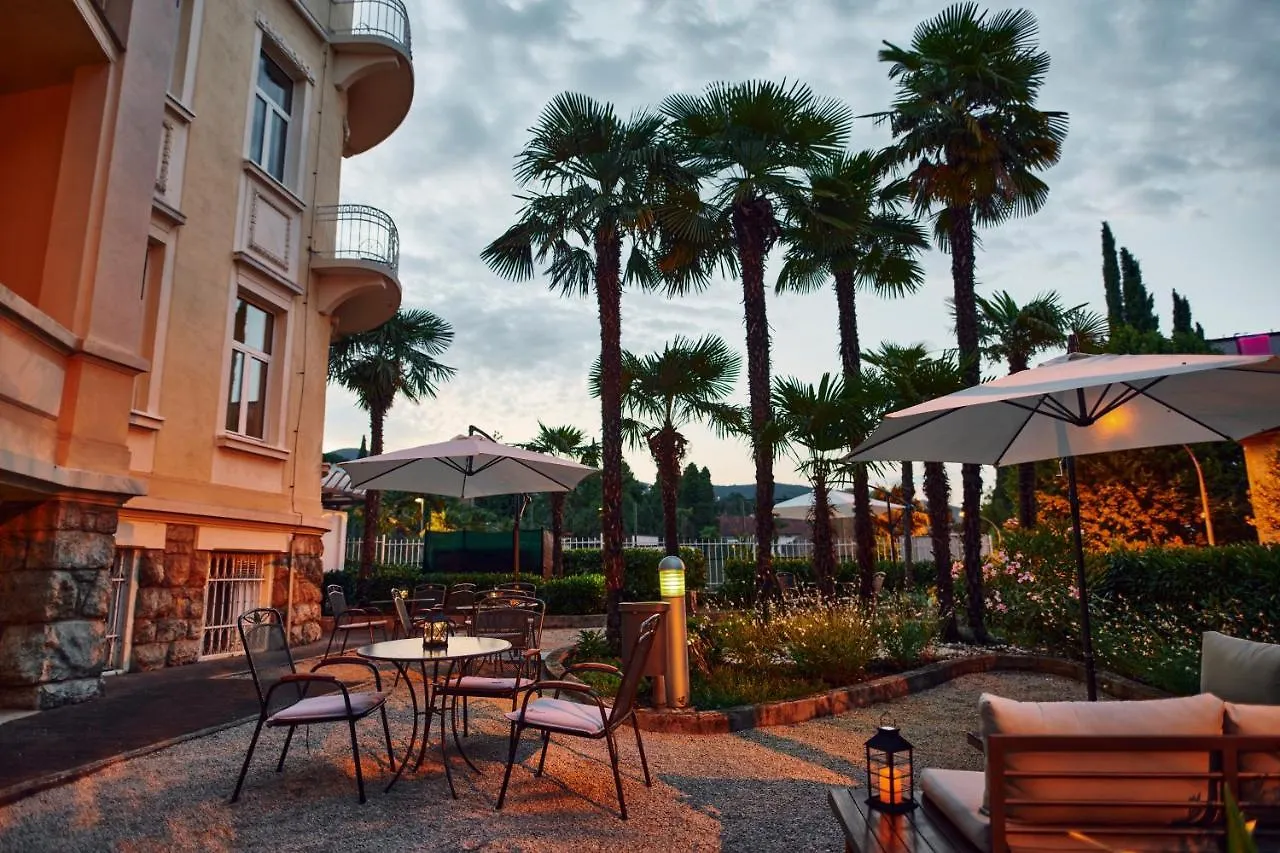 Hotel Villa Eugenia Lovran Kroatien