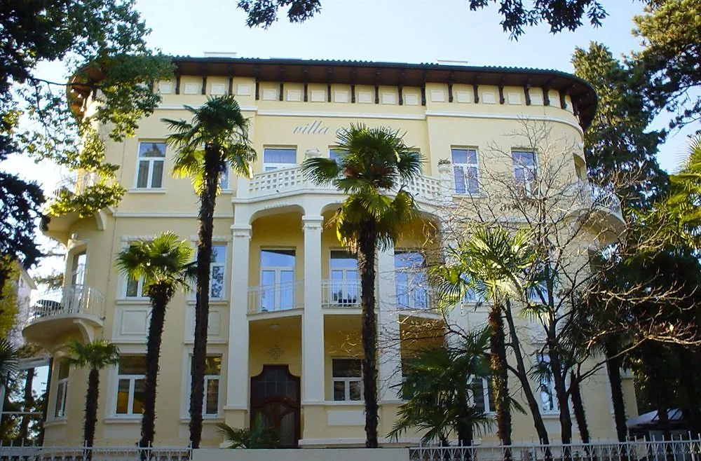 Hotel Villa Eugenia Lovran Kroatien