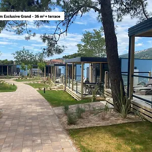 Vakantiepark Victoria Mobilehome In Padova Premium